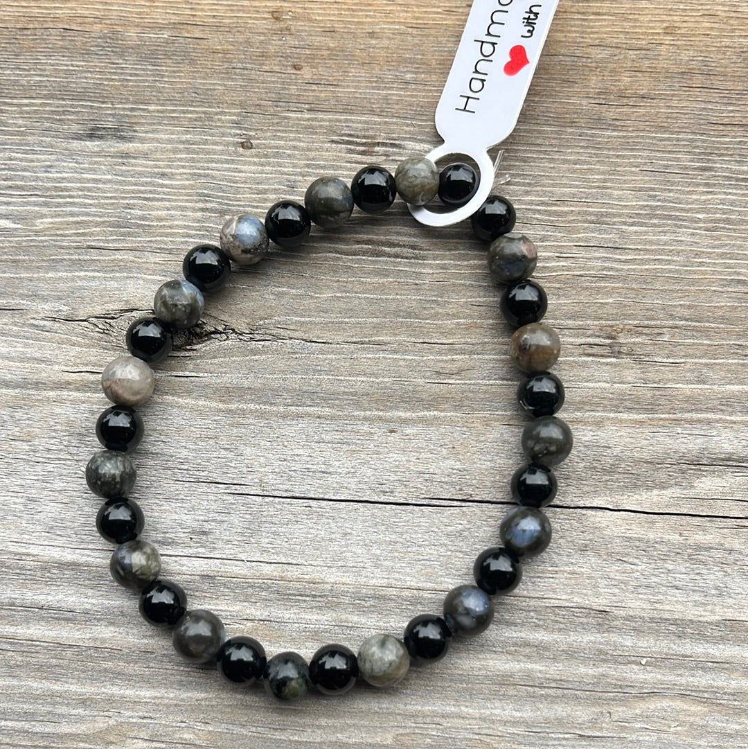 Glaucophane and black agate crystal bracelet - 7.5”.