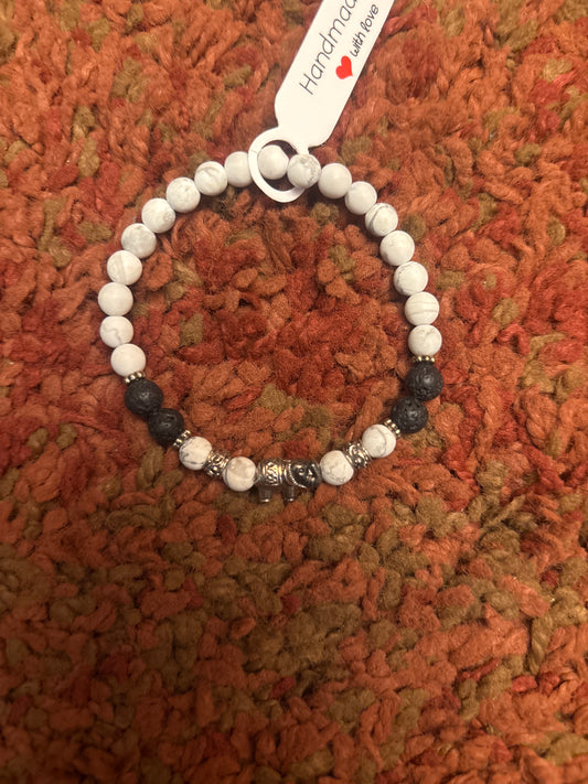 Howlit & Lava Stone with Elephant - 7”